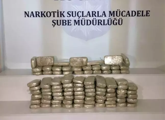 Durdurulan Otomobilden 46 Kilo Eroin Çıktı