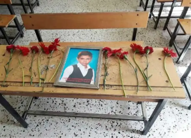 Kazada Ölen Mustafa'ya Sınıf Arkadaşlarından Veda