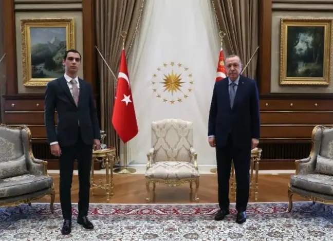 Cumhurbaşkanı Erdoğan, Muhsin Yazıcıoğlu'nun oğlu Fatih Furkan Yazıcıoğlu'nu kabul etti