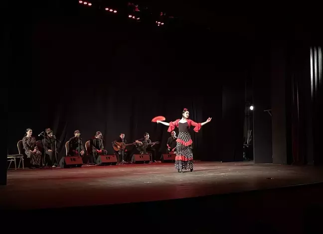 Konya'da Uluslararası Türkçe Tiyatro Festivali Son Buldu