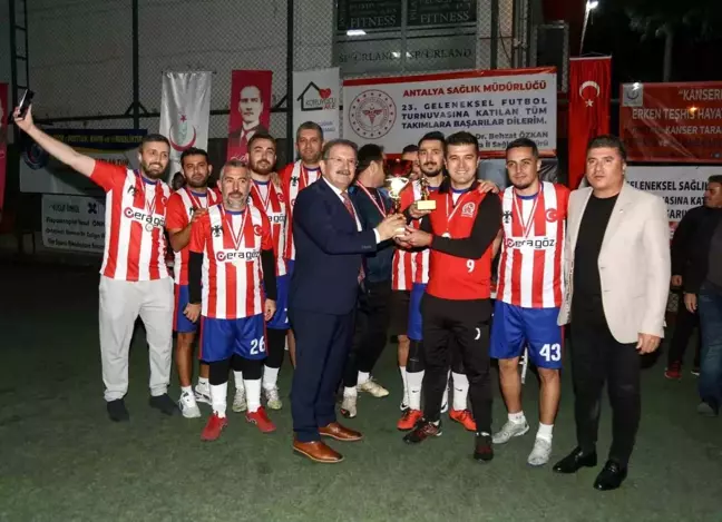 Antalya'da 'Sağlık için sahadayız' Halı Saha Futbol Turnuvası Sona Erdi