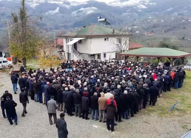 Ünye'deki Trafik Kazasında 3 Kişi Hayatını Kaybetti