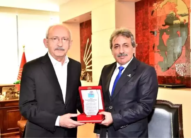 Kılıçdaroğlu, Görme Engelliler Spor Kulüpleri Birliği Başkanı'nı kabul etti
