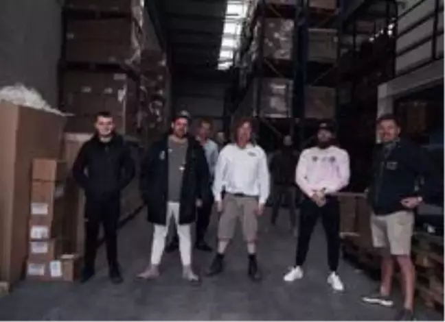 Conor McGregor'dan sağlık çalışanlarına ziyaret