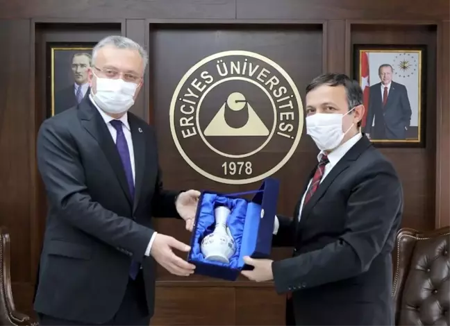 Bingöl ve Erzincan Binali Yıldırım üniversiteleri rektörlerinden ERÜ Rektörü Çalış'a ziyaret