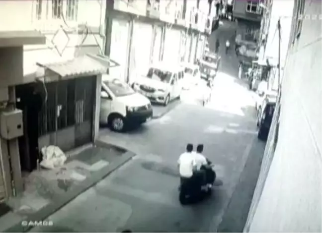 Beyoğlu'da Uyuşturucu Operasyonu: 2 Torbacı Yakalandı