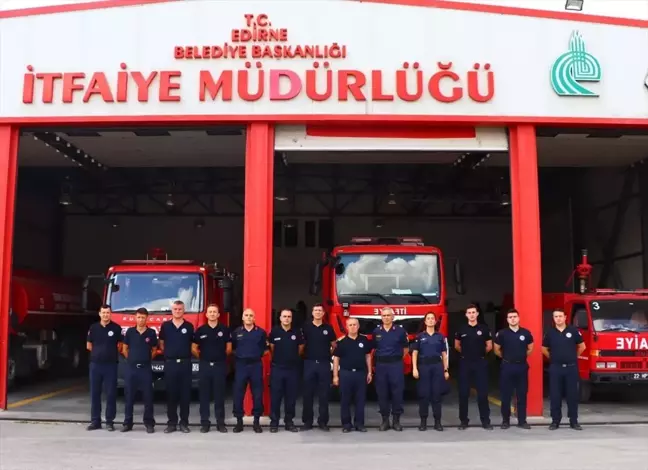 Edirne Jandarma Komutanlığı İtfaiye Haftası dolayısıyla Edirne İtfaiyesini ziyaret etti