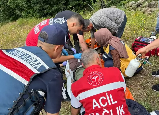 Tokat'ta Engebeli Araziye Ambulans Helikopterle Hasta Ulaştırıldı