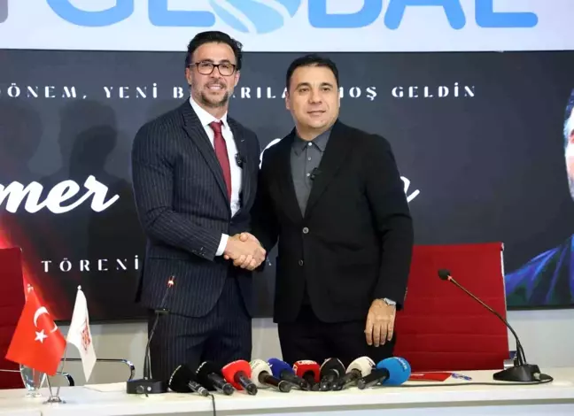 Sivasspor'un Yeni Teknik Direktörü Ömer Erdoğan Göreve Başladı