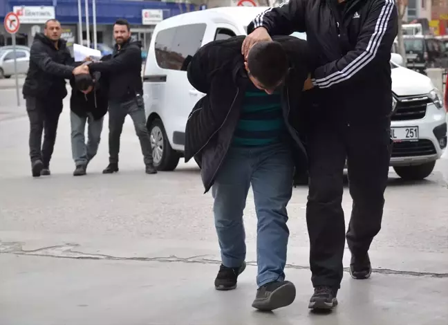 Konya'da Hububat Silosundan 250 Ton Arpa Çalan 3 Zanlı Gözaltına Alındı