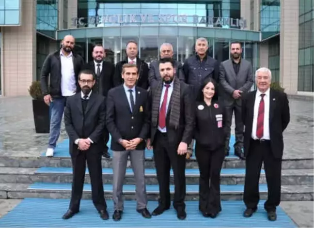 Motosiklet Sürücülerinden 'Motorcu Dostu Bariyer' Talebi