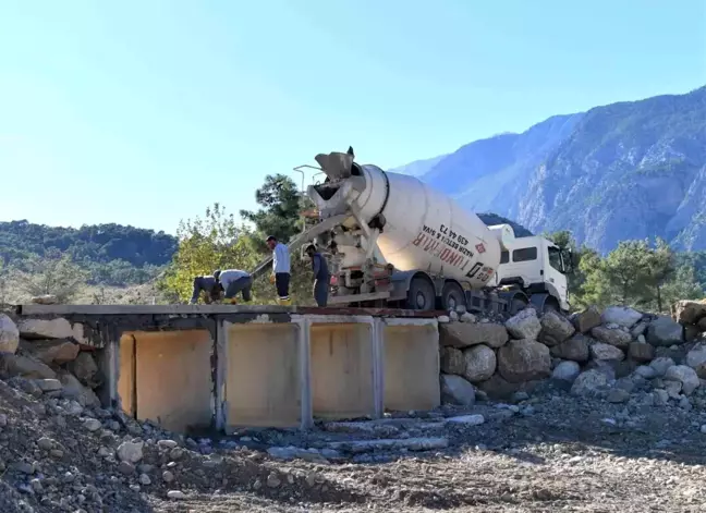 Konyaaltı Belediyesi Kış Mevsimine Hazırlık Çalışmalarına Devam Ediyor