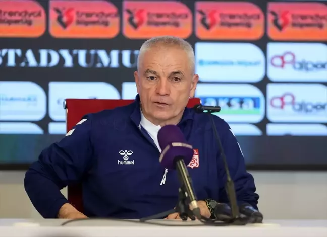 Sivasspor, Antalyaspor'u Geçti: Rıza Çalımbay'dan Önemli Açıklamalar