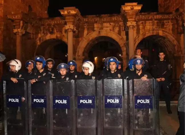 Avukatlara Polis Müdahalesi