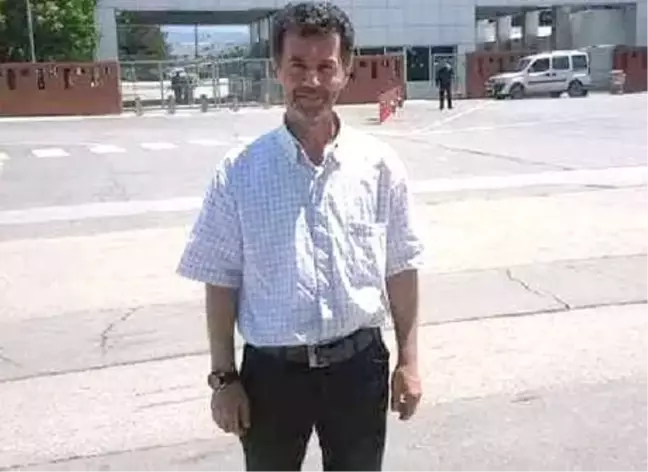 Saman Balyası Yüklerken Üzerine Yıldırım Düşüp, Öldü