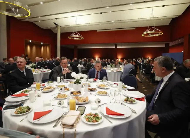 Son dakika... Polis Haftası nedeniyle Berlin Büyükelçiliğinde iftar verildi