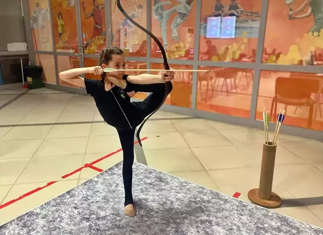 Cimnastik ve Okçuluk Yetenekleriyle Dikkat Çeken Sporcu Dilek Deren Ulusoy