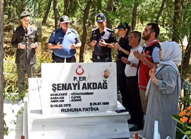 Simav'da Şehit Mezarları ve Aileleri Ziyaret Edildi