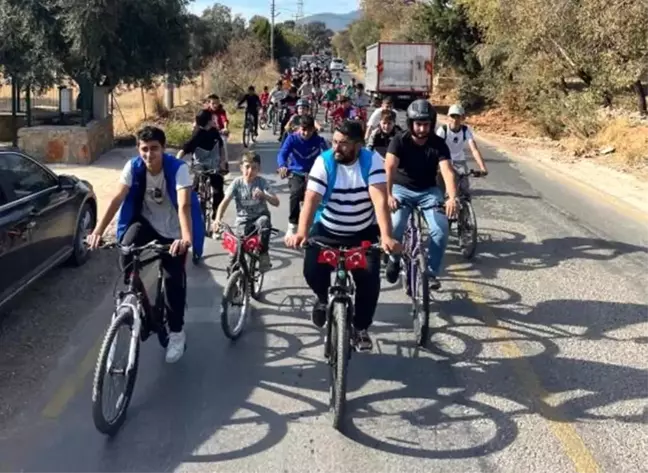 Bodrum'da Gençler İçin 'Pedal Çevir Adım At' Etkinliği Düzenlendi