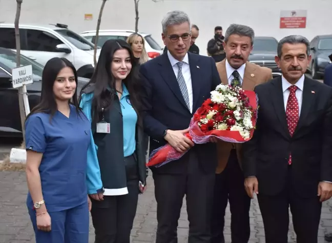 Sağlık Bakanı Kemal Memişoğlu, Şırnak Valiliğini ziyaret etti Açıklaması