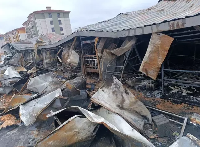 Gaziantep'te İnşaat Şantiyesinde Yangın: Bir Kişi Hayatını Kaybetti