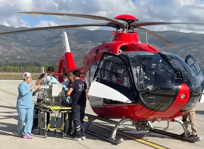 Doğuştan Kalp Hastası 22 Günlük Bebek Ambulans Helikopterle Ankara'ya Sevk Edildi