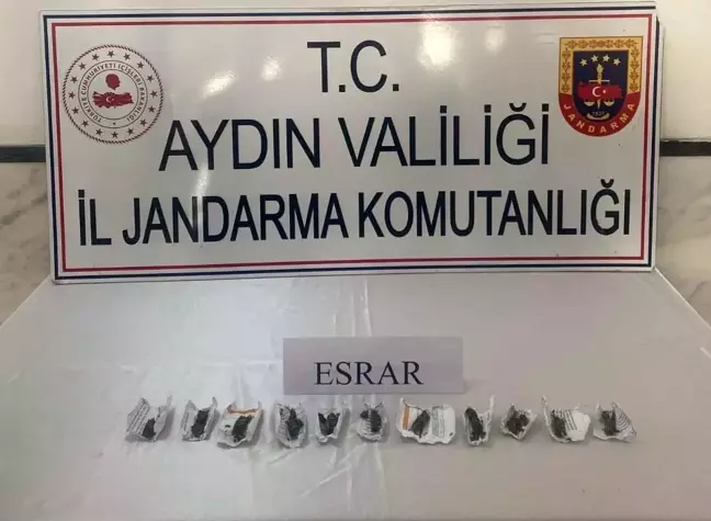 Kuyucak'ta Jandarma Uyuşturucu Operasyonu: 55 Gram Kubar Esrar Ele Geçirildi