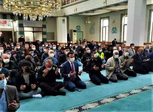 Osmancık'ta şehitler için mevlid-i şerif programı düzenledi