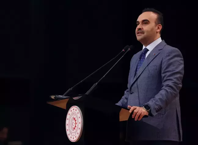 Sanayi ve Teknoloji Bakanı Kacır, Zonguldak'ta projeleri tanıttı