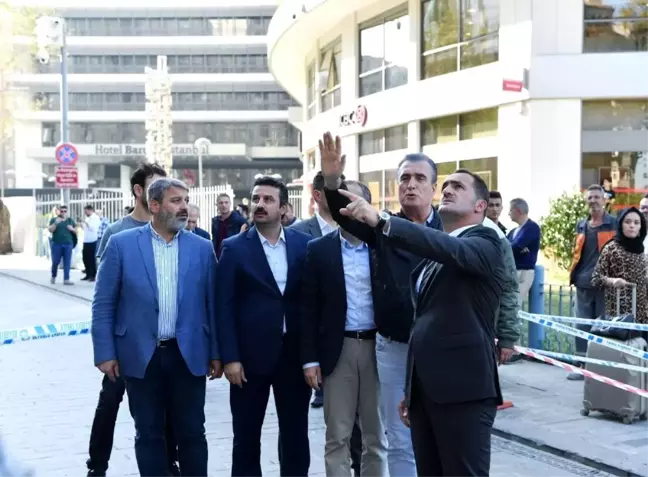 Beyoğlu'nda depremden etkilenen bina boşaltılarak mühürlendi