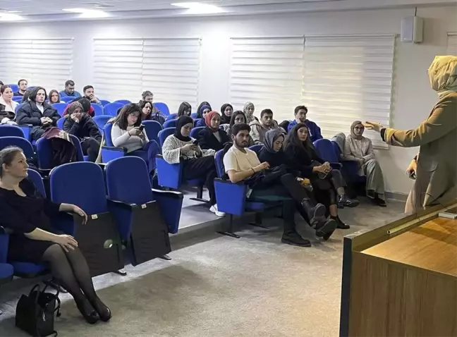 SUBÜ'de Lider Kadınlar Zirvesi düzenlendi