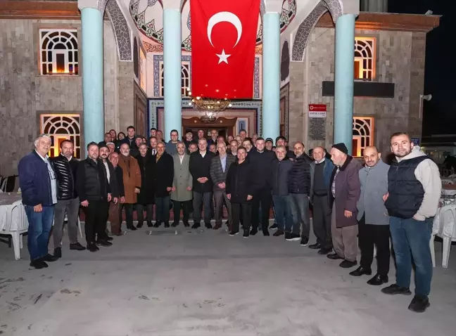 Serdivan Belediye Başkanı Yusuf Alemdar İftar Programına Katıldı