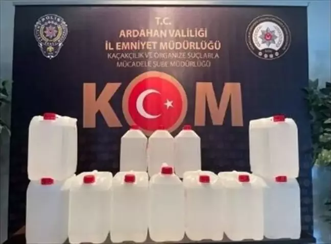 Ardahan'da bir kargo firmasında 60 litre etil alkol ele geçirildi