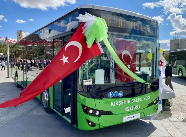 Kırşehir'de 6 Yeni Halk Otobüsü Hizmete Girdi