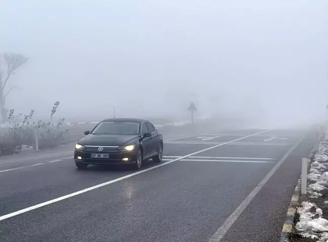 Kastamonu'da Sisin Etkisi: Görüş Mesafesi 50 Metreye Düştü