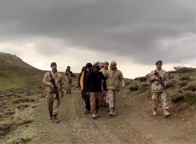Erzurum'da 62 Düzensiz Göçmen Yakalandı