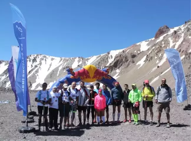 Erciyes Ultra Sky Trail Dağ Koşusu Başladı
