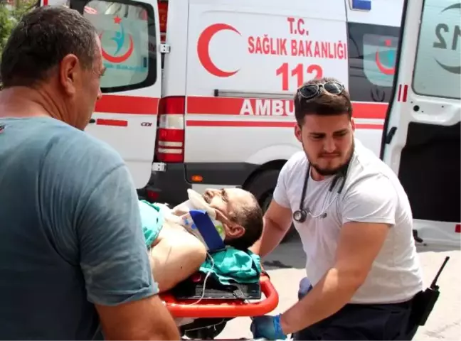 Tır'ın Dorsesinde Devrilen Mermer Plakaların Altında Kalan İşçi Yaralandı