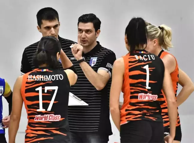 Ferhat Akbaş'ın Çalıştırdığı Csm Bükreş Şampiyon