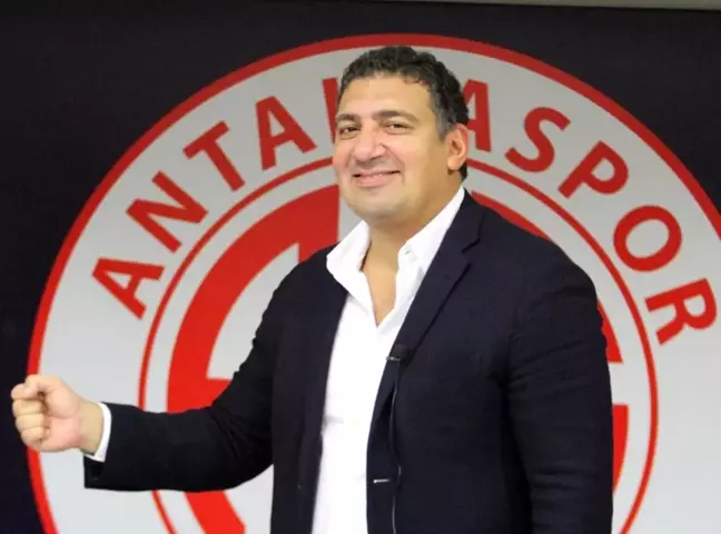 Ali Şafak Öztürk kimdir? Antalyaspor'da istifa eden başkan Ali Şafak Öztürk kimdir, kaç yaşında? Ali Şafak Öztürk nereli?