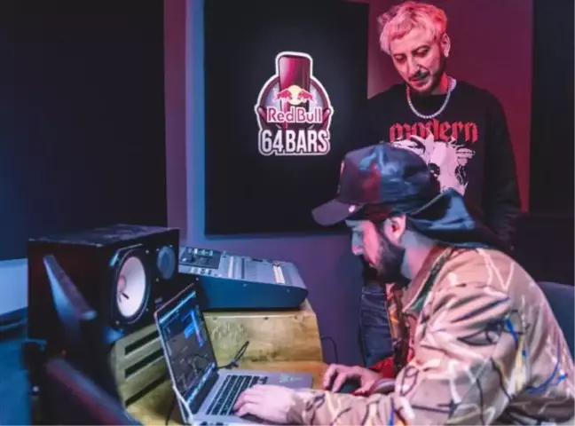 'Red Bull 64 Bars' serisinin ilk iki bölümü yayında