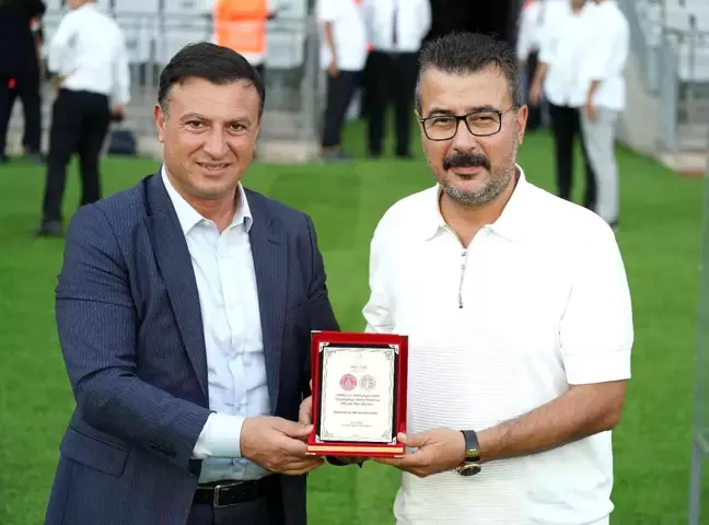 Antalya haberi | Spor Toto Süper Lig: Ümraniyespor: 0 - Antalyaspor: 0 (İlk yarı)