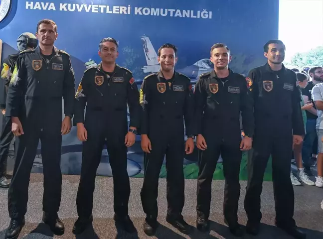 SOLOTÜRK pilotlarından Milli Muharip Uçak KAAN'a övgü