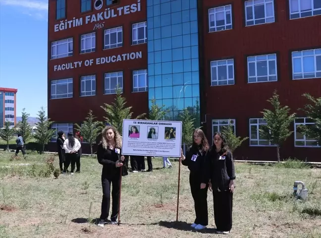 Burdur Mehmet Akif Ersoy Üniversitesi'nde Deprem Anısına Hatıra Ormanı Oluşturuldu