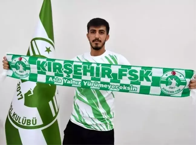 Elazığlı stoper Ömer Faruk Aydemir, Kırşehir FSK'ya transfer oldu