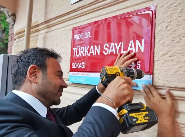 Prof. Dr. Türkan Saylan'ın adı Arnavutköy'deki sokağa verildi