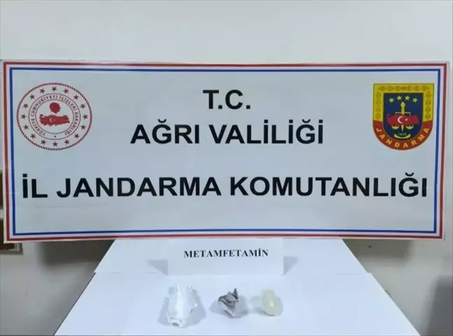 Ağrı'da Uyuşturucu Operasyonu: 3 Zanlı Tutuklandı