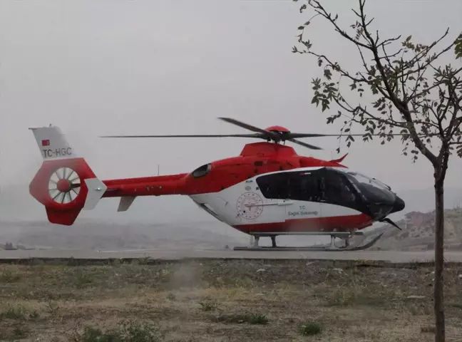 Beypazarı'nda Beyin Kanaması Geçiren Hasta Ambulans Helikopterle Hastaneye Sevk Edildi