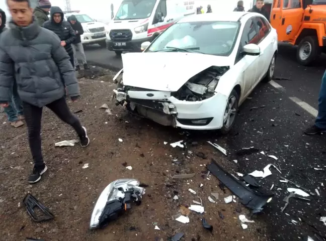 Kars'ta Trafik Kazası: 1 Yaralı