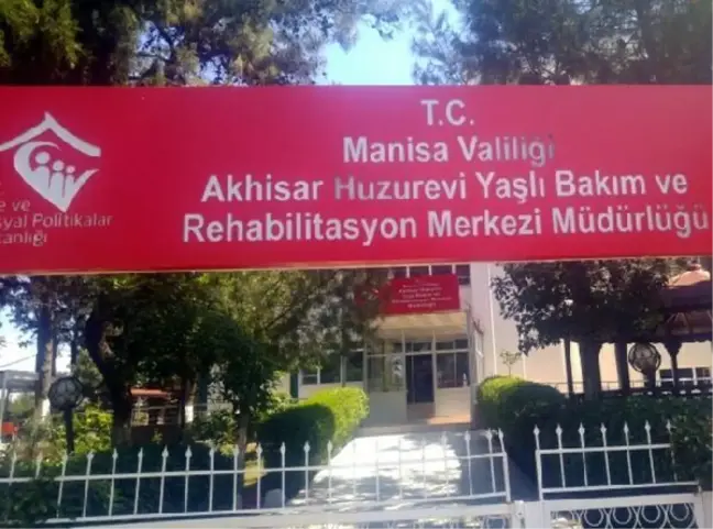 Akhisar'da yaşlı bakım ve rehabilitasyon merkezi karantinaya alındı